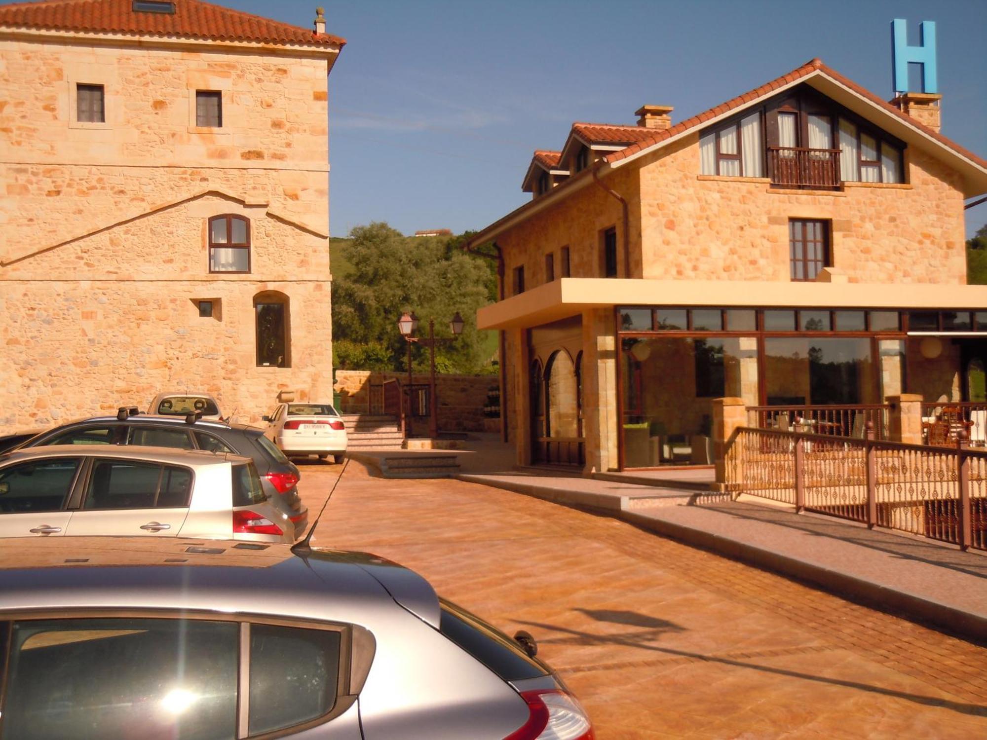 Posada La Torre De Los Isla & Spa Beranga Екстериор снимка