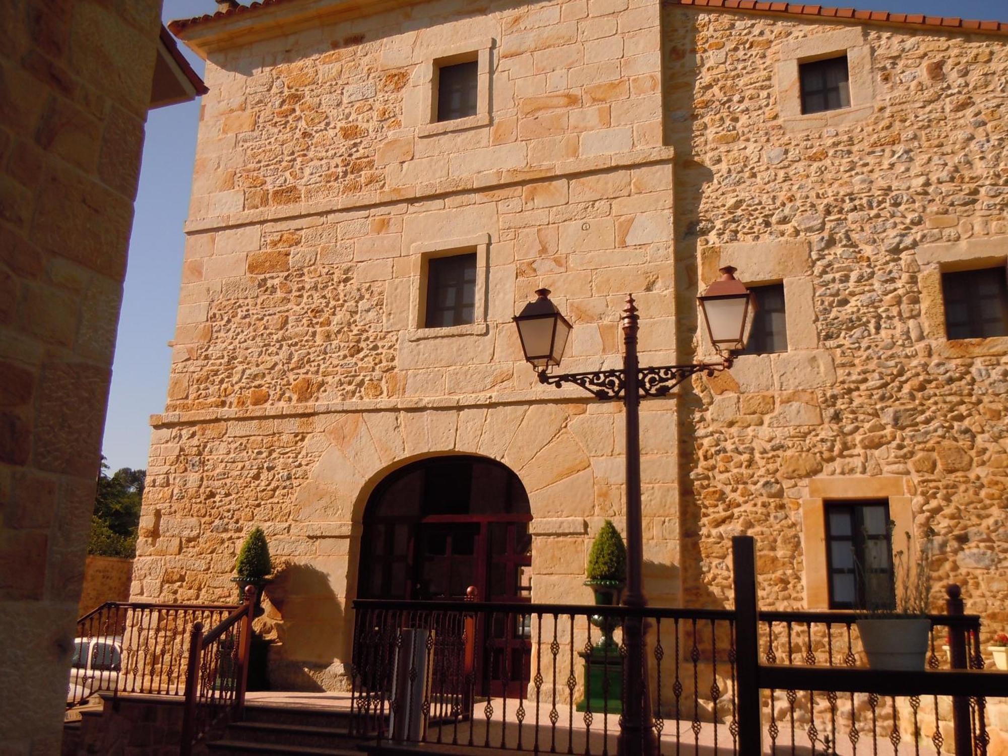 Posada La Torre De Los Isla & Spa Beranga Екстериор снимка